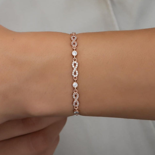 Infinity White Round Brilliant Cut Signity Diamond Bezel Set Bracelet | Elegant Design Bracelet | Baby Shower Gift Bracelet