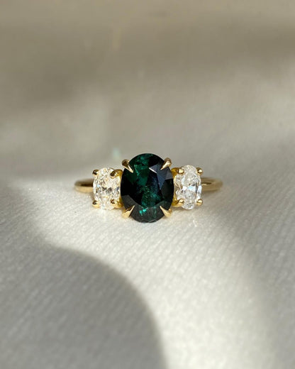 2.8CT Green Oval Cut Three Stone Ring | Party Wear Ring | Proposal Ring | Customize Ring