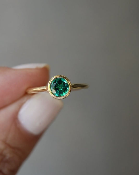 2.2Ct Green Round Cut Bezel Ring | Promise Ring For Her | Simple Ring | Gift For Women