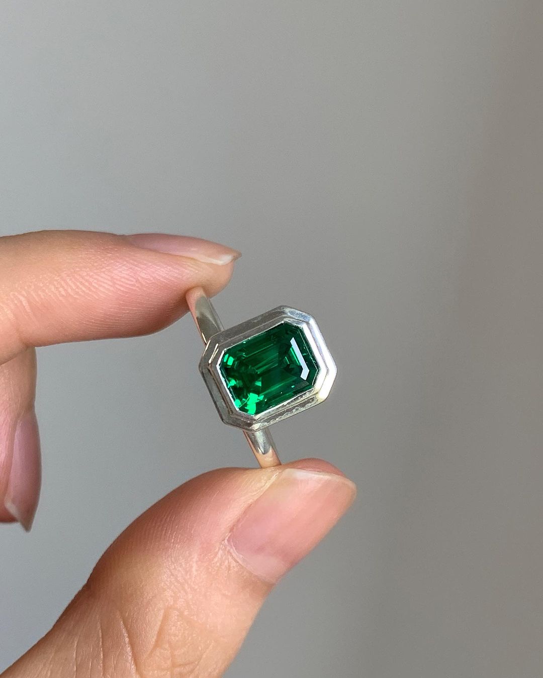 2.77Ct Green Emerald Cut Bezel Ring | Proposal Ring For Her | Birthstone Ring For Women