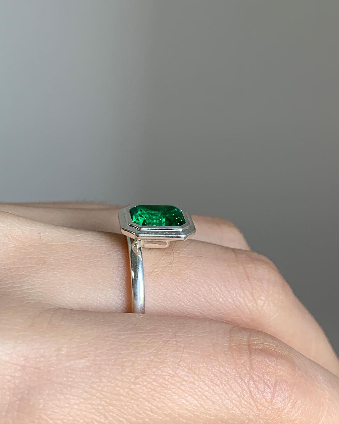 2.77Ct Green Emerald Cut Bezel Ring | Proposal Ring For Her | Birthstone Ring For Women