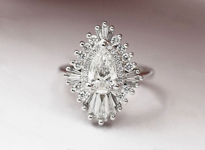 2.88Ct White Pear Cut Halo Rind | Party Wear Ring For Women | Luxury Jewelry