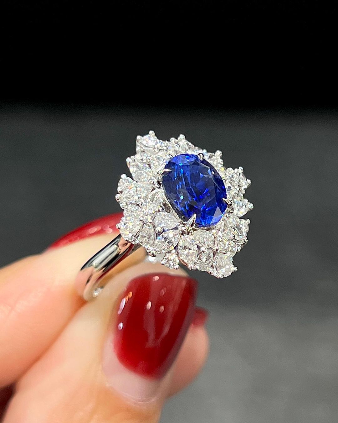 3.8Ct Blue Oval Cut Solitaire With Cluster Ring | Modern Bridal Ring | Stylish Ring For Women | Jewelry Collection