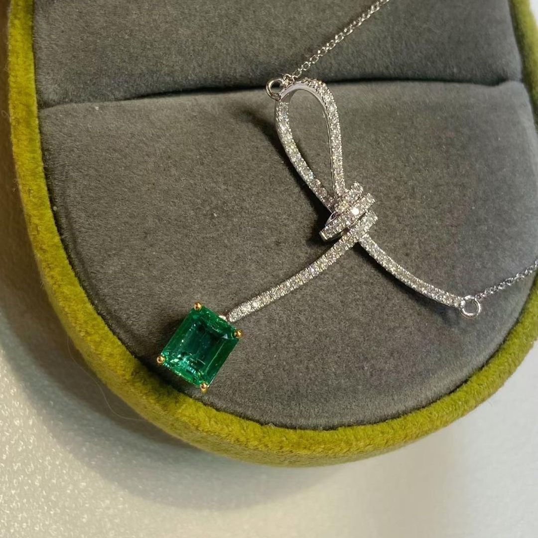 2.80Ct Green Emerald Cut Solitaire Pendant | Designer Pendant For Her | Special Event Wear Pendant | Fashion Jewelry