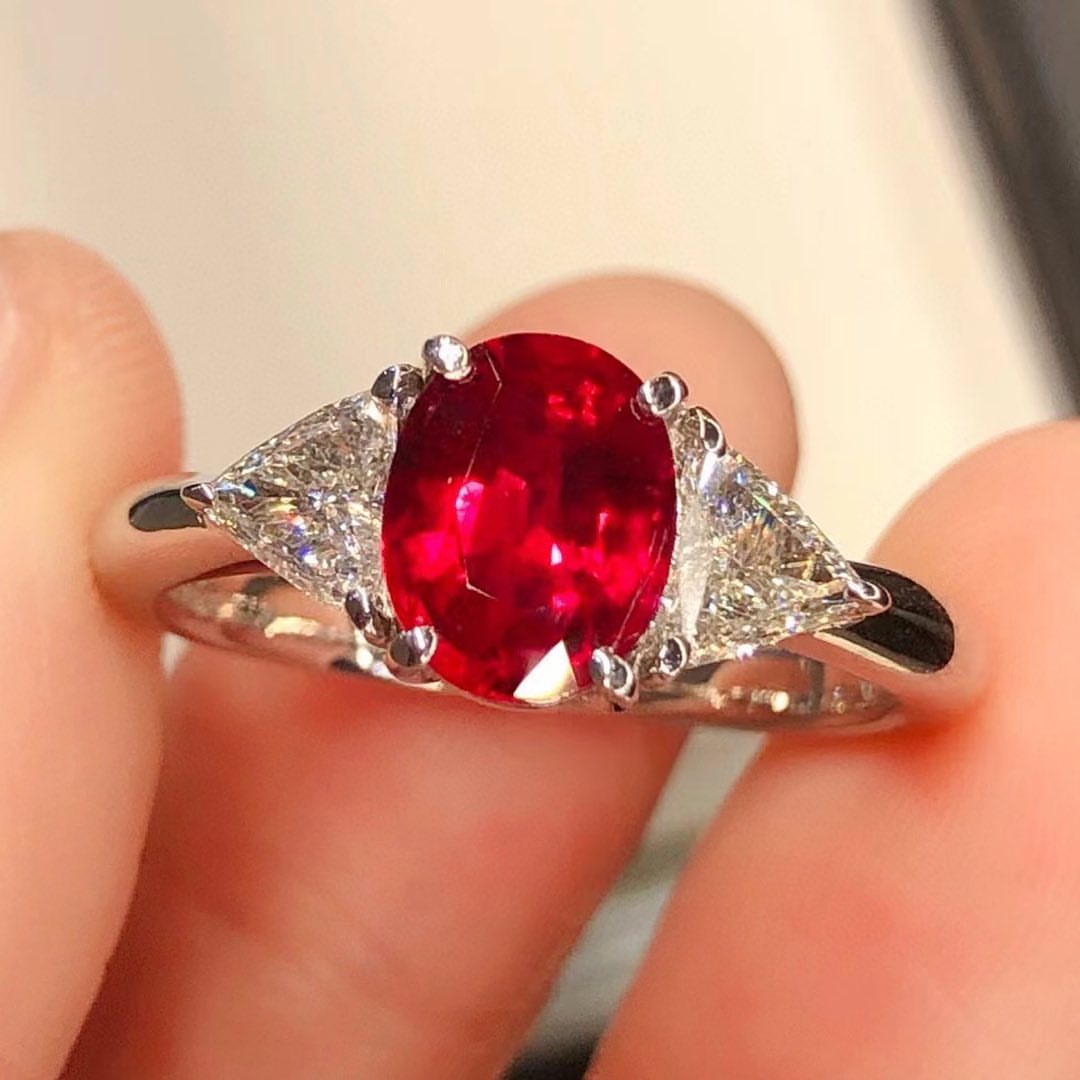 2.8Ct Red Oval Cut Three Stone Ring | Anniversary Ring | Party Wear Ring | Promise Ring
