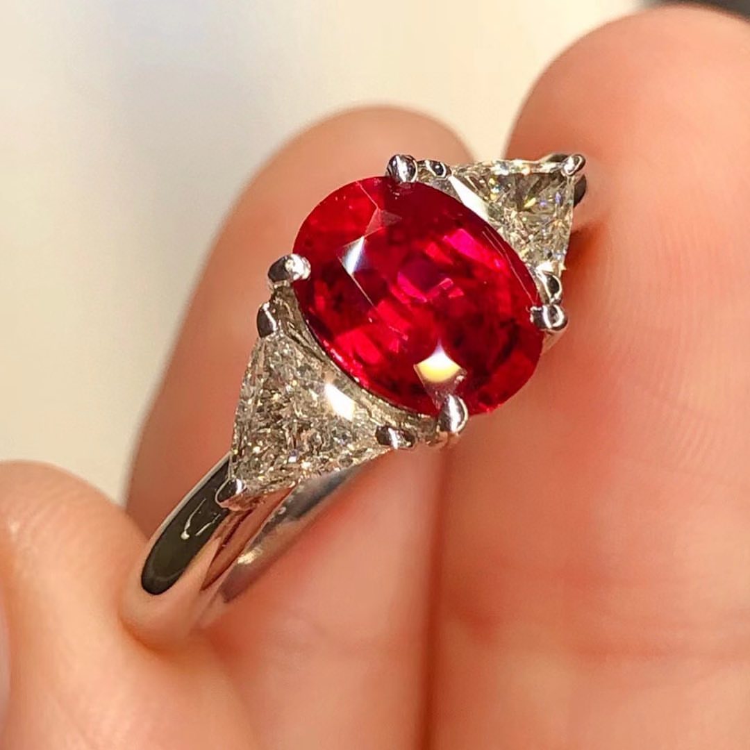 2.8Ct Red Oval Cut Three Stone Ring | Anniversary Ring | Party Wear Ring | Promise Ring