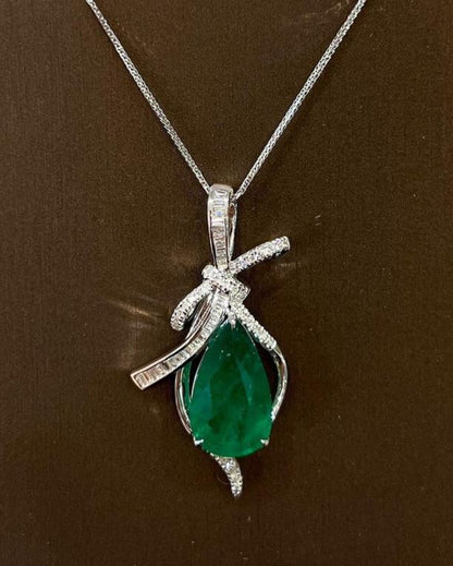 3.50Ct Green Pear Cut Solitaire Pendant | Designer Pendant For Women | Party Wear Pendant | High Quality Jewelry