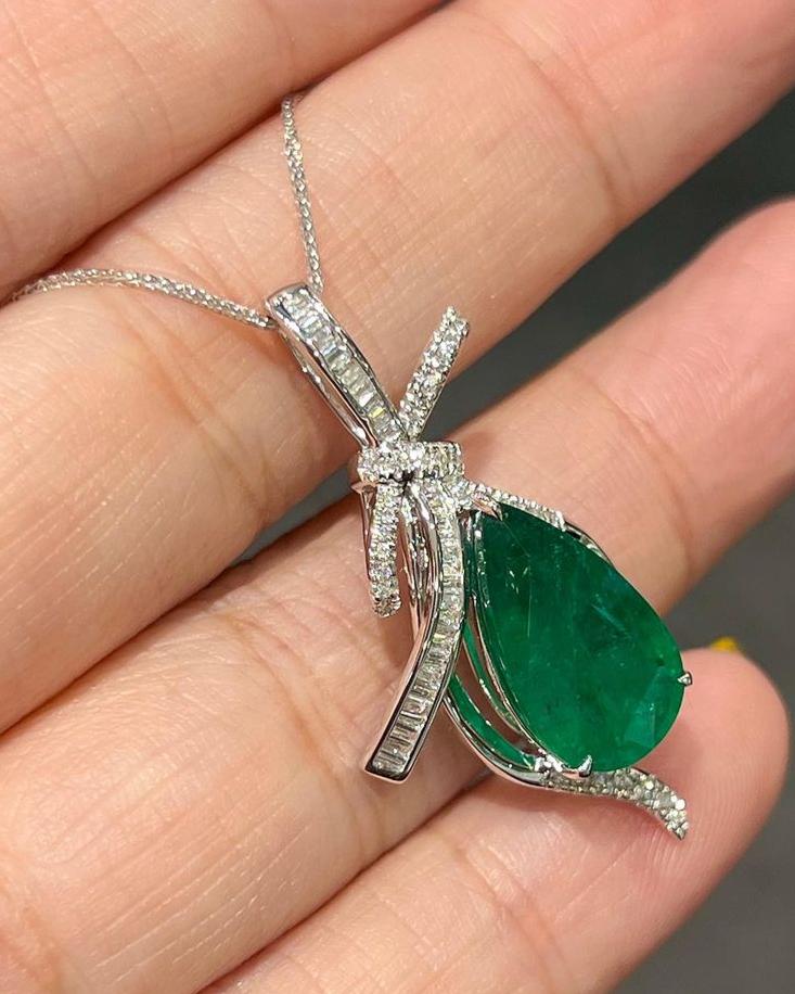 3.50Ct Green Pear Cut Solitaire Pendant | Designer Pendant For Women | Party Wear Pendant | High Quality Jewelry