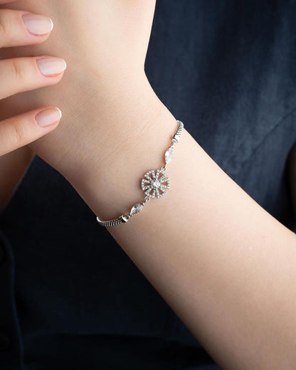 Leaf Shape White Round Brilliant Cut Signity Diamond Prong Set Bracelet | First Graduation Day Gift Bracelet For Her | Gift For Sister