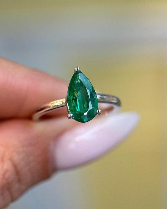 2.5Ct Green Pear Cut Solitaire Ring | Birthday Gift Ring | Gift For Women | Daily Wear Ring