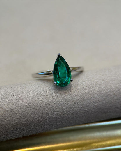 2.5Ct Green Pear Cut Solitaire Ring | Birthday Gift Ring | Gift For Women | Daily Wear Ring