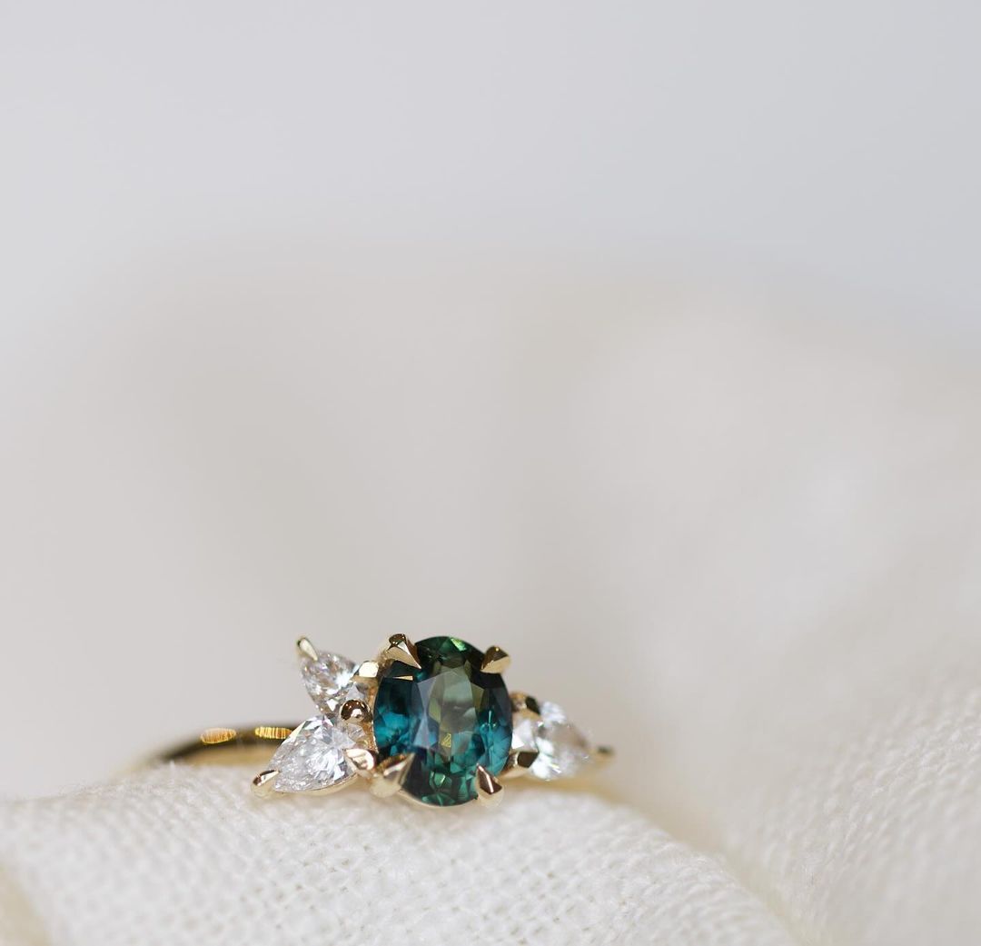 2.55Ct Green Blue Oval Cut Moissanite Solitaire Ring | Anniversary Gift Ring For Her | Proposal Ring For Girlfriend | Gift For Women