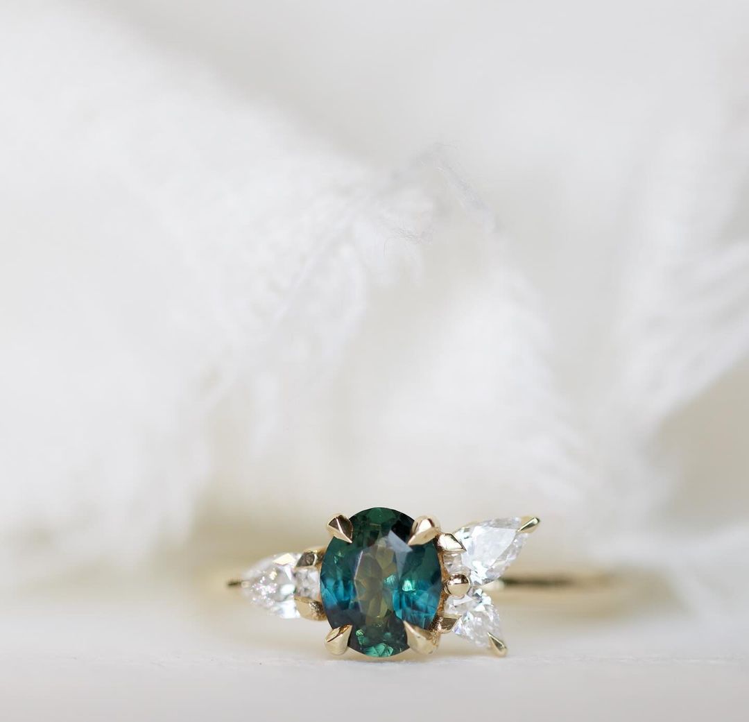 2.55Ct Green Blue Oval Cut Moissanite Solitaire Ring | Anniversary Gift Ring For Her | Proposal Ring For Girlfriend | Gift For Women