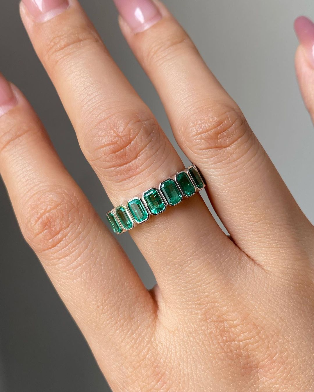 3.30Ct Green Emerald Cut Full Eternity Band Ring | Wedding band Ring For Bridal | Gorgeous Band Ring