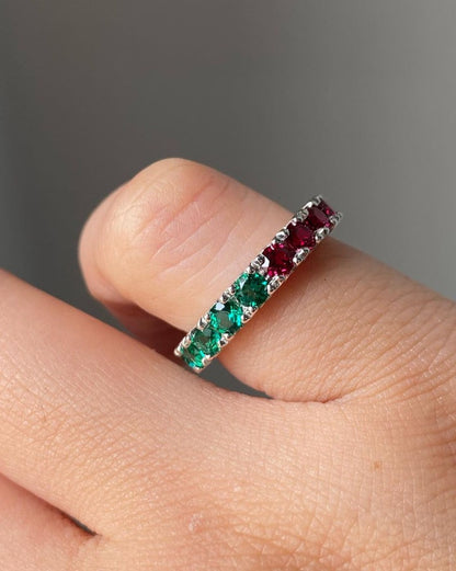 1.8Ct Green And Red Round Cut Full Eternity Band Ring | Promise Band Ring For Girlfriend | Luxury Jewelry | Daily Wear Jewelry