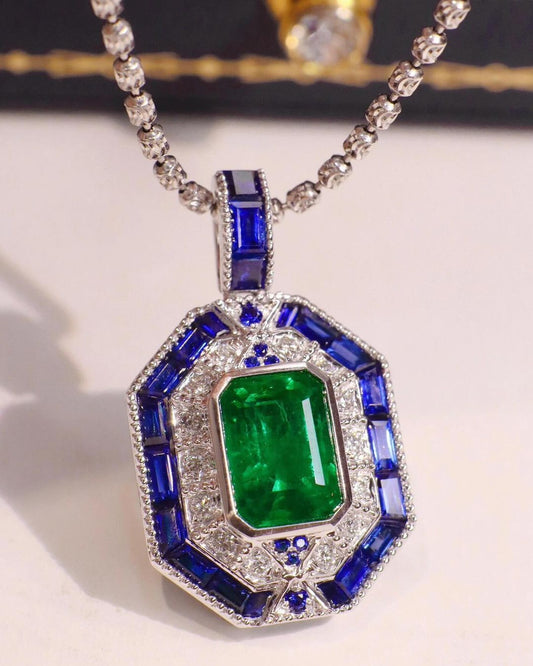 Vintage 2.80Ct Green Emerald Cut Bezel Pendant | Surprise Gift Pendant For Her | Elegant Jewelry Piece | Fashion Jewelry