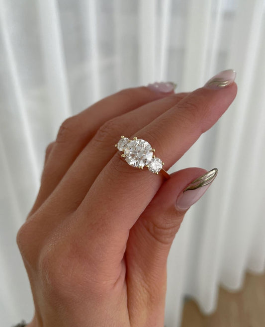 2.5Ct White Round Cut Three Stone Ring For Her | Proposal Ring For Girlfriend | Trilogy Diamond Ring | Glamorous Ring For Women